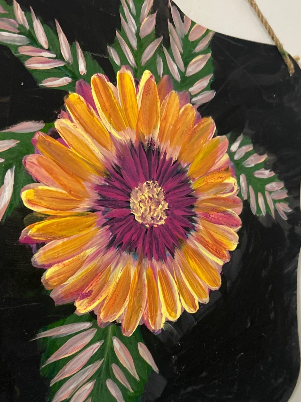 Flower hand painted art on metal - Picture 2 of 4